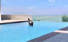 Kira Drawbridge Homestay With Pool Wifi Netflix Near Ktcc Mall